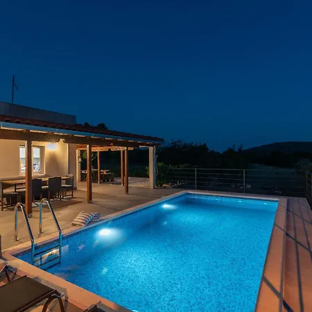 Villa Piedra Seget - A Hidden Paradise
